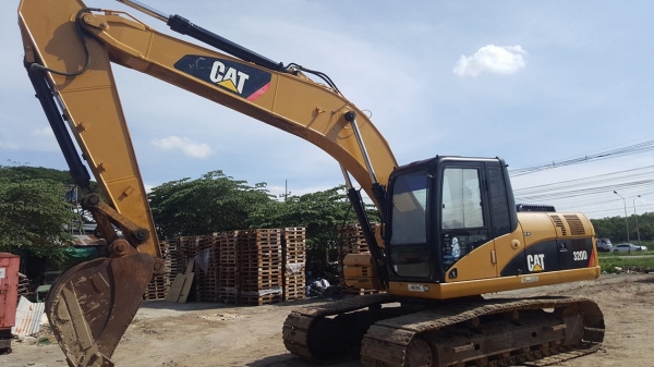 ขาย!! >>> CAT 320D <<< สวยเดิม โซ่ใหม่ พร้อมใช้ 1,850,000 บาท