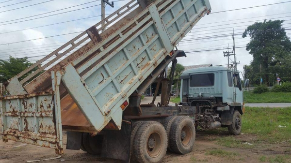 สิบล้อดั้ม isuzu 2 เพลา วางหัวไอ้หลง กระจกไฟฟ้า เครื่อง 6 HE เทอร์โบอินเตอร์ ช่วงล่าง 2เพลา ร็อคกี้ สิบล้อดั้ม isuzu 2 เพลา วางหัวไอ้หลง กระจกไฟฟ้า เครื่อง 6 HE เทอร์โบอินเตอร์ ช่วงล่าง 2เพลา ร็อคกี้