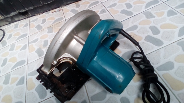 เลื่อยวงเดือน มากิต้า 7 นิ้ว MAKITA 5606B 950W เลื่อยวงเดือน มากิต้า 7 นิ้ว MAKITA 5606B 950W