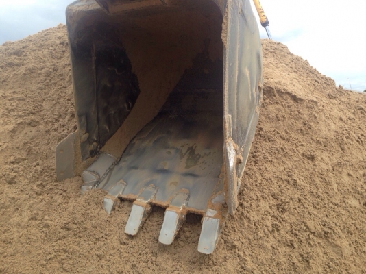 ขายรถขุด EC210B ราคา 1,500,000 บาท ติดต่อ 08-1237-4444 เสือ ขายรถขุด EC210B ราคา 1,500,000 บาท ติดต่อ 08-1237-4444 เสือ