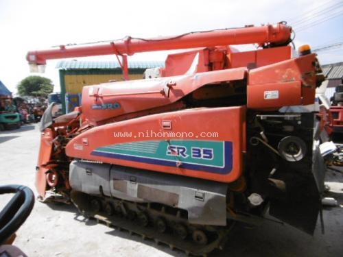 ขาย รถเกี่ยวข้าวนั่งขับ ยี่ห้อ : KUBOTA รุ่น : SR35 รหัสสินค้า : 80803425 นำเข้าจากญี่ปุ่นพร้อมใช้งาน