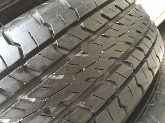 ขายยาง FIRESTONE DESTINATION LE01 215-70-15 ปี14 ดอกหนาจัด ไม่มีตำหนิ ไม่มีปะ ชุดละ 5,000 บาท