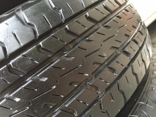 ขายยาง FIRESTONE DESTINATION LE01 215-70-15 ปี14 ดอกหนาจัด ไม่มีตำหนิ ไม่มีปะ ชุดละ 5,000 บาท