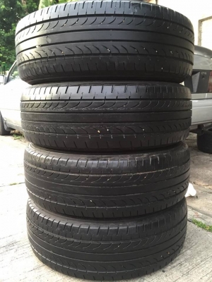 ขายยาง GOODYEAR DURASPORT 215-70-15 ปี15 ดอกหนาจัด ไม่มีตำหนิ ชุดละ 5,500 บาท