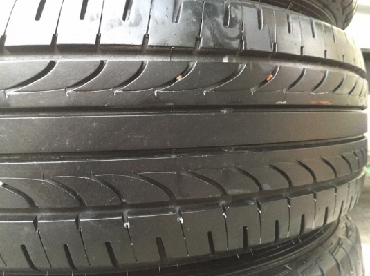 ขายยาง GOODYEAR DURASPORT 215-70-15 ปี15 ดอกหนาจัด ไม่มีตำหนิ ชุดละ 5,500 บาท