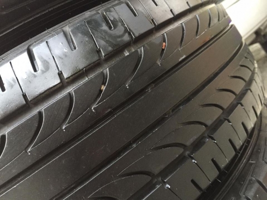 ขายยาง GOODYEAR DURASPORT 215-70-15 ปี15 ดอกหนาจัด ไม่มีตำหนิ ชุดละ 5,500 บาท