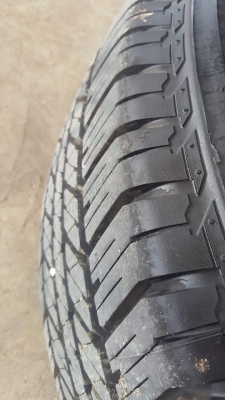แม็ก Ford T7 พร้อมยาง Bridgestone ขนาด 265/65R17 รถวิ่งออกจากศูนย์ และมาที่ร้านเลย ขายราคา 22,000 บาท