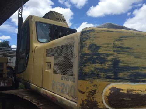 ขาย Komatsu Pc200-6สภาพสวยพร้อมใช้ ต่อคุณอ๊อฟพิจิตร086-737-9991 ขาย Komatsu Pc200-6สภาพสวยพร้อมใช้ ต่อคุณอ๊อฟพิจิตร086-737-9991