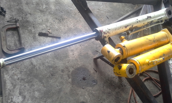 กระบอกหลายขนาดยาวไม่เกิน1เมตร กระบอกหลายขนาดยาวไม่เกิน1เมตร