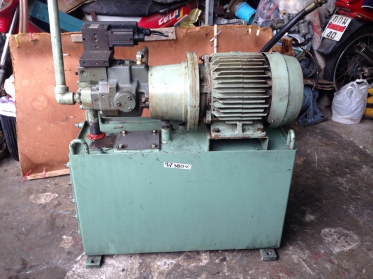 ขายชุดปั้มน้ำมันไฮโดรลิค Daikin 5HP. 380V made in Japan สภาพสวยมากเดิมๆ หมุนนิ่ม ถังจุ 78ลิตร อุปกรณ์ครบ พร้อมใช้งาน