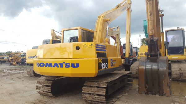 ขายรถแมคโครpc120-3บูมยาว สภาพพร้อมใช้งาน แอร์เย็น สนใจติดต่อ0851562314 ขายรถแมคโครpc120-3บูมยาว สภาพพร้อมใช้งาน แอร์เย็น สนใจติดต่อ0851562314