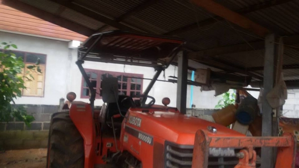 ขายรถไถ KUBOTA M5000SU อุปกรณ์ ดันหน้า ผานหลัง สภาพสวยพร้อมใช้งาน เอกสารพร้อมโอน ราคา550,000 สนใจโทร 090-8588220คุณนะ 093-3258446คุณบิว หรือเข้าดูสินค้าอื่นๆได้ที่ www.narong2truck.com หรือ www.truck.in.th/498 หรือเพจFacebook ณรงค์ ซื้อขายรถมือสอง (เว็บไซ ขายรถไถ KUBOTA M5000SU อุปกรณ์ ดันหน้า ผานหลัง สภาพสวยพร้อมใช้งาน เอกสารพร้อมโอน ราคา550,000 สนใจโทร 090-8588220คุณนะ 093-3258446คุณบิว หรือเข้าดูสินค้าอื่นๆได้ที่ www.narong2truck.com หรือ www.truck.in.th/498 หรือเพจFacebook ณรงค์ ซื้อขายรถมือสอง (เว็บไซ