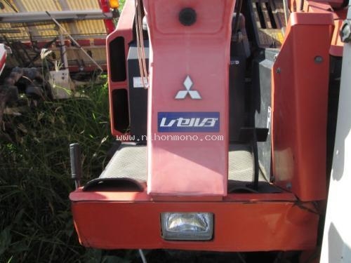 รถเกี่ยวข้าวนั่งขับ รหัสสินค้า : 80802294 ยี่ห้อ : MITSUBISHI รุ่น : MC12 ติดต่อ Tel.086-8150487 www.nihonmono.com