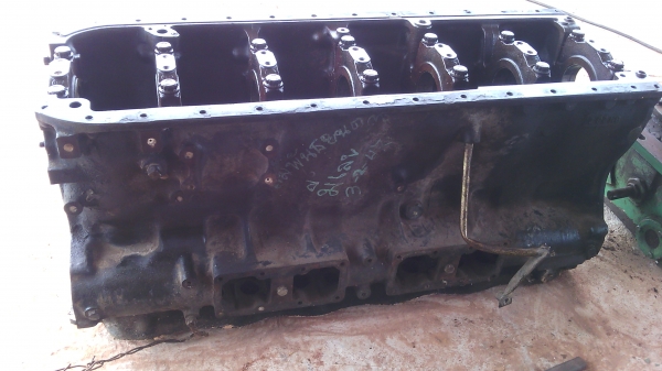 ขายเสื้อสูบ เครื่อง 6D15