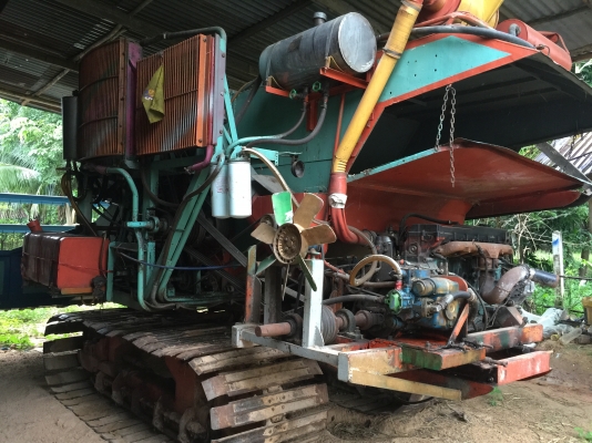 รถเกี่ยวพร้อมลุย