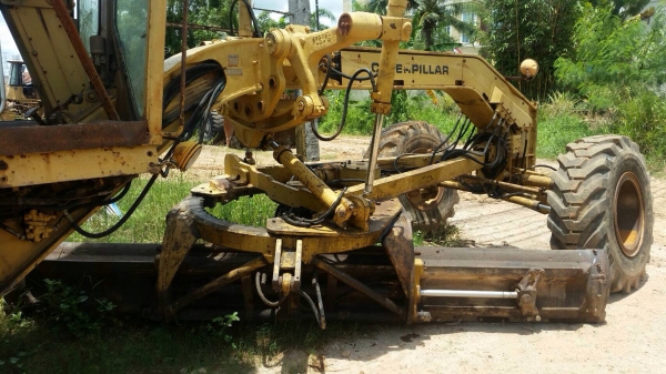 ขายรถเกรด แคตเตอร์พิลล่าร์ 140H ราคา 2,000,000 บาท ติดต่อ 08-1237-4444 เสือ ขายรถเกรด แคตเตอร์พิลล่าร์ 140H ราคา 2,000,000 บาท ติดต่อ 08-1237-4444 เสือ