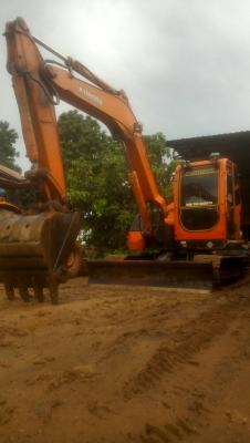 kubota kx80 แม็คโคร