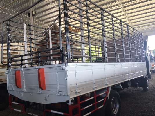 ขาย FRR 210 แรง ยาว5.70 เมตร ขาย FRR 210 แรง ยาว5.70 เมตร