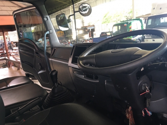 ขาย FRR 210 แรง ยาว5.70 เมตร ขาย FRR 210 แรง ยาว5.70 เมตร