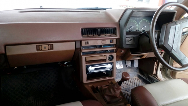 ขายรถเก๋ง ถูก