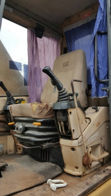 ขาย แมคโคร CAT320 V2 สภาพดี พร้อมใช้งาน มีเล่มทะเบียนครบ ขาย แมคโคร CAT320 V2 สภาพดี พร้อมใช้งาน มีเล่มทะเบียนครบ