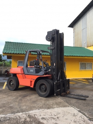 ขายรถยกโฟร์คลิฟท์8ตัน ดีเซล