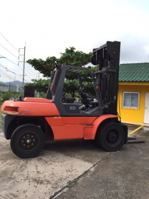 ขายรถยกโฟร์คลิฟท์8ตัน ดีเซล ขายรถยกโฟร์คลิฟท์8ตัน ดีเซล