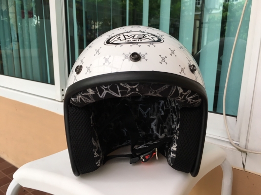 ขายหมวกกันน๊อค ยี่ห้อ AVEX HELMETS มือหนึ่ง ราคา 1,200 บาท ขายหมวกกันน๊อค ยี่ห้อ AVEX HELMETS มือหนึ่ง ราคา 1,200 บาท