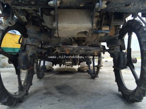 มองหา รถปลูกข้าวดำนานั่งขับ รหัสสินค้า : 80904411 ยี่ห้อ : ISEKI รุ่น : PM40