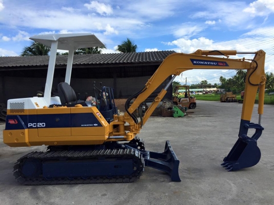 รถขุด KOMATSU PC20-6 นำเข้า มือสองญี่ปุ่น