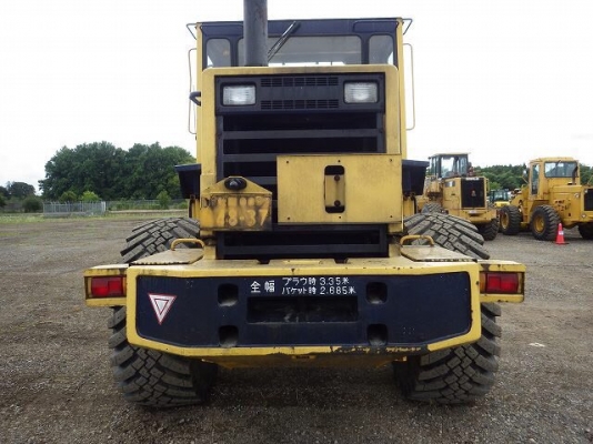 ถึงไทยแล้วครับ KOMATSU WA300-1 ซีเรียล 30,000กว่า ญี่ปุ่นแท้ โทร.090-986-2521 อ๊อบ