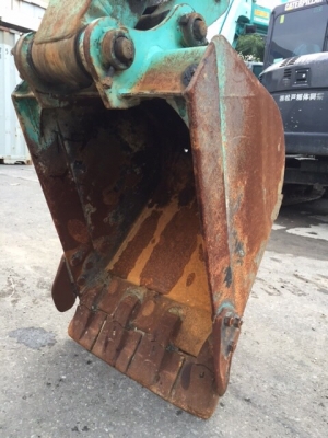 KOBELCO  SK 75 UR-3E เวอร์ชั่น YR-07 โฉมล่าสุดของรุ่นนี้ ณ ปัจจบัน นำเข้าจากญี่ปุ่น โทร.090-986-2521 อ๊อบ