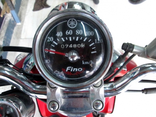 Fino สีดำแดง รุ่นขายดี เกย์แยก รถบ้าน เครื่องยนต์เดิมๆ ผู้หญิงขับใช้น้อย 7 พันโลเท่านั้น แถม 3 รายกา Fino สีดำแดง รุ่นขายดี เกย์แยก รถบ้าน เครื่องยนต์เดิมๆ ผู้หญิงขับใช้น้อย 7 พันโลเท่านั้น แถม 3 รายกา