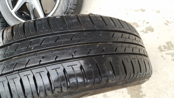 ขายล้อTOYOTA VIOS TRD(รุ่น4 )ยางปี5115 4 ล้อ