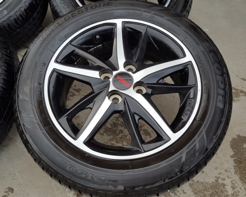ขายล้อTOYOTA VIOS TRD(รุ่น4 )ยางปี5115 4 ล้อ