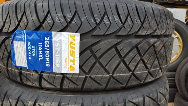 ยางใหม่265/60/18 ปี 16 YUSA เส้นละ 3,450 บาท