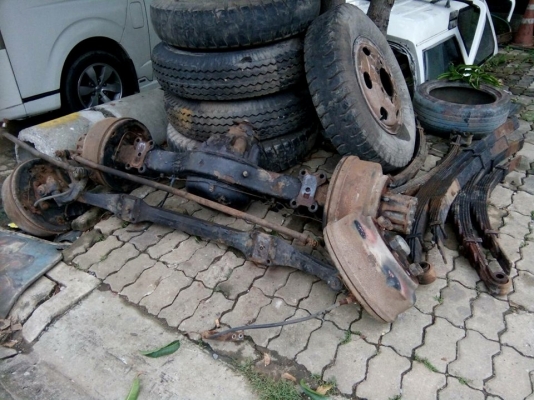 ขายคานหน้า เพลาหลังพร้อมเต้าเเหนบทั้งชุด กะทะล้อหร้อมยาง มิซูบิชิ FK11