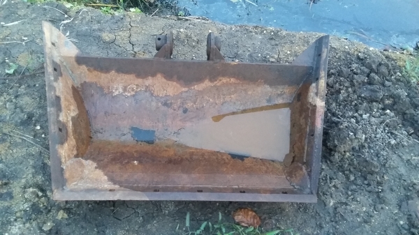 ขาย บุ้งกี๋ กวาดเลน ใส่รถขนาด PC30-40