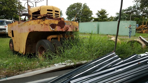 ต้องการขายรถบด11ล้อ ทะเบียนพร้อม ต้องการขายรถบด11ล้อ ทะเบียนพร้อม