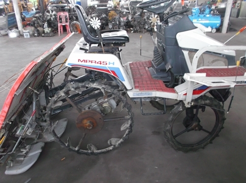 ขายเหมา2คันรถปลูกข้าว MITSUBISHI MPR45H ปลูกได้4แถว ของเก่าญี่ปุ่น ขายเหมา2คันรถปลูกข้าว MITSUBISHI MPR45H ปลูกได้4แถว ของเก่าญี่ปุ่น
