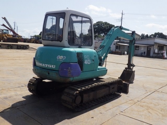 KOMATSU PC40-7 ญี่ปุ่นแท้ โทร.090-986-2521 อ๊อบ