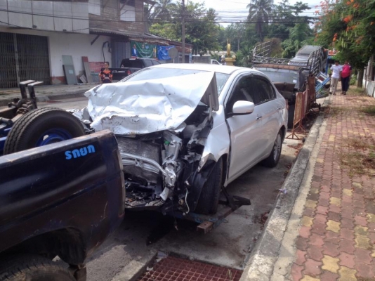 บริการรถยก  087-025543 อาติฟ รถยก บริการ ย้ายรถทุกชนิด  รถยกจังหวัด ยะลา และ เขตภาคใต้