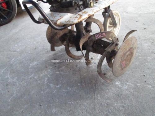 มองหา เครื่องพรวนดิน รหัสสินค้า：80802255 ยี่ห้อ : HONDA รุ่น : F200 ติดต่อ Tel.086-8150487 www.nihonmono.com