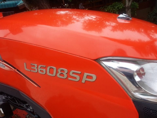 คูโบต้า L3608SP 4 WD พร้อมใบมีดดันหน้า คูโบต้า L3608SP 4 WD พร้อมใบมีดดันหน้า