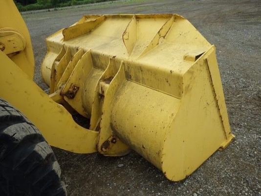 KOMATSU WA300-1 ซีเรียล 30,000 ญี่ปุ่นแท้ โทร.090-986-2521 อ๊อบ
