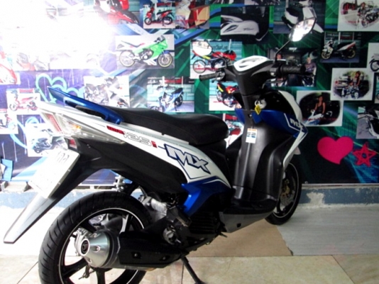 MIO 125 i สีขาวนํ้าเงิน ลาย MX ตัวท็อป ล้อแมกซ์ขอบขาวแท้ตรงรุ่น ลายใหม่ล่าสุดโฉมปัจจุบัญ แถม 4 รายกา