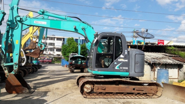 ขายKOBELCO SK135SR-2..YYO5...ปี2009.....แทรค70....เก่าญี่ปุ่นแท้....สภาพสวย....เครื่องปั๊มดี...ชั่วโมงน้อย...สนใจโทร  089-3818694..ดวงนภา...
