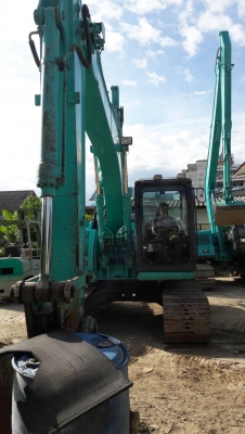 ขายKOBELCO SK135SR-2..YYO5...ปี2009.....แทรค70....เก่าญี่ปุ่นแท้....สภาพสวย....เครื่องปั๊มดี...ชั่วโมงน้อย...สนใจโทร  089-3818694..ดวงนภา...