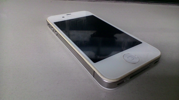 Iphone4s 32gb เครื่องแท้ศูนย์