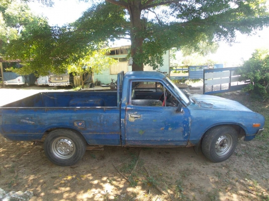 ขายรถ DATSAN ทะเบียนขาดปี 61